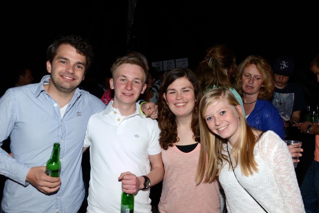../Images/Blacklight Ibiza Party 140.jpg